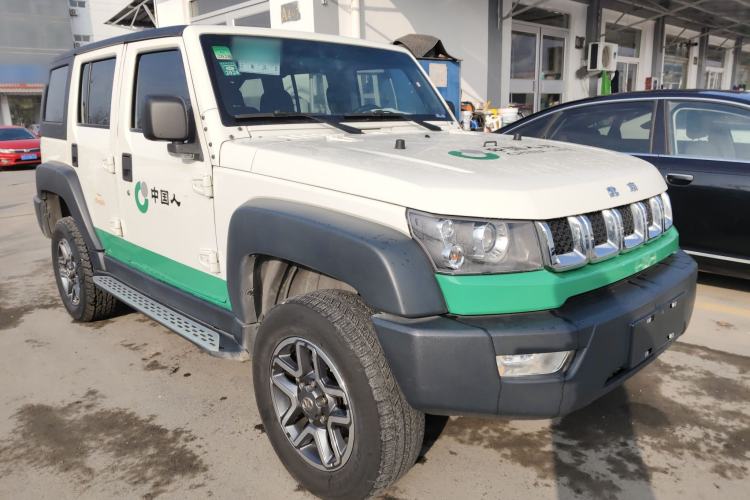 Used BAIC Off-Road BJ40 2017 40L 2.3T Automatic All-Wheel Drive Ring of the Tower Champion Edition Exterior 2