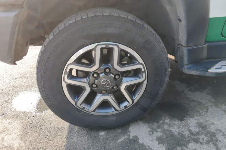 Used BAIC Off-Road BJ40 2017 40L 2.3T Automatic All-Wheel Drive Ring of the Tower Champion Edition Exterior 7