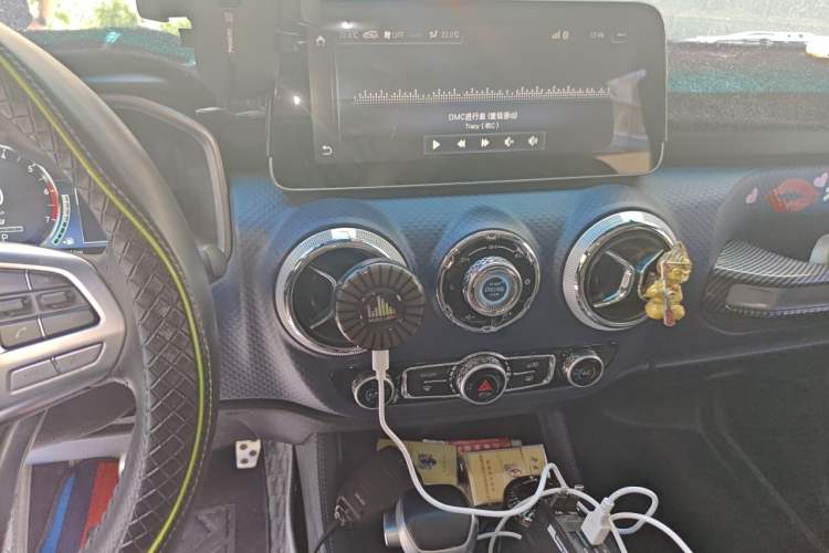 Used BAIC Off-Road BJ40 2018 PLUS 2.3T Automatic Four-Wheel Drive Premium Edition China V Audio And AC Panel