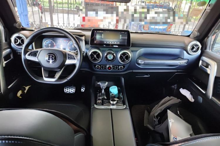 Used BAIC Off-Road BJ40 2018 PLUS 2.0T Automatic Four-Wheel Drive Urban Hunter Edition Center Console