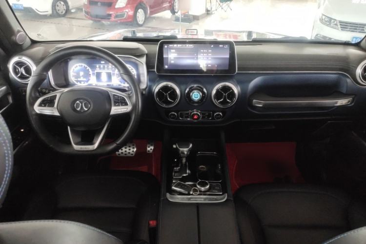 Used BAIC Off-Road BJ40 2018 PLUS 2.3T Automatic Four-Wheel Drive Premium Edition China V Center Console