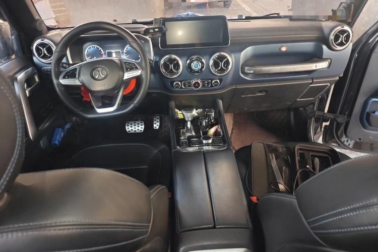 Used BAIC Off-Road BJ40 2018 PLUS 2.3T Automatic Four-Wheel Drive Premium Edition China V Center Console