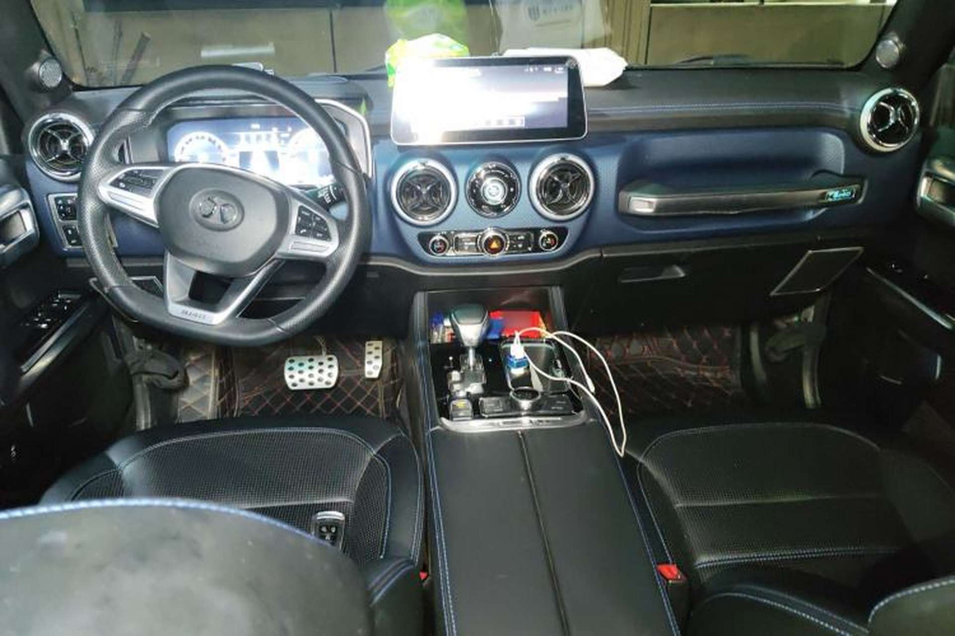 Used BAIC Off-Road BJ40 2018 PLUS 2.3T Automatic Four-Wheel Drive Premium Edition China V Center Console