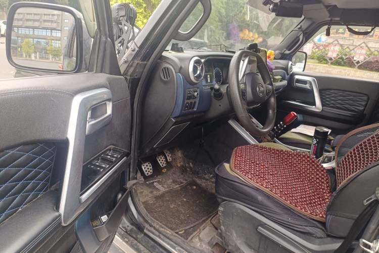 Used BAIC Off-Road BJ40 2018 PLUS 2.0D Manual Four-Wheel Drive Prestige Model China V Emission Standard Driver Seat