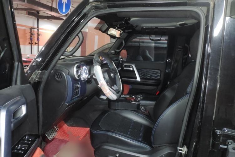 Used BAIC Off-Road BJ40 2018 PLUS 2.3T Automatic Four-Wheel Drive Flagship Version China V Emission Standard Driver Seat