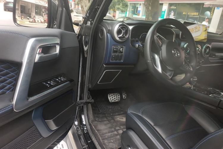 Used BAIC Off-Road BJ40 2018 PLUS 2.3T Automatic Four-Wheel Drive Premium Edition China V Driver Seat
