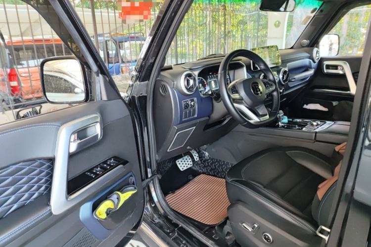 Used BAIC Off-Road BJ40 2018 PLUS 2.0T Automatic Four-Wheel Drive Urban Hunter Edition Driver Seat