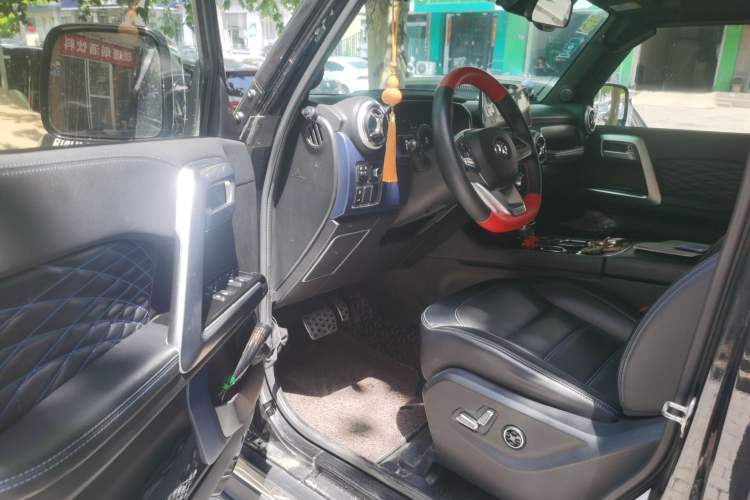 Used BAIC Off-Road BJ40 2018 PLUS 2.3T Automatic Four-Wheel Drive Flagship Version China V Emission Standard Driver Seat