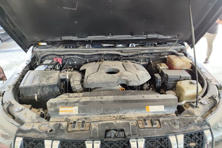 Used BAIC Off-Road BJ40 2018 PLUS 2.0T Automatic Four-Wheel Drive Urban Hunter Edition Engine Bay