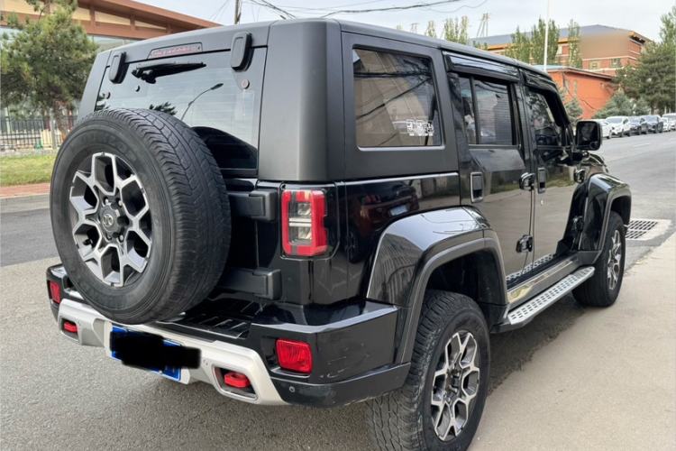Used BAIC Off-Road BJ40 2018 PLUS 2.3T Automatic Four-Wheel Drive Premium Edition China V Exterior 3