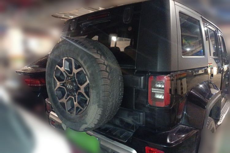 Used BAIC Off-Road BJ40 2018 PLUS 2.3T Automatic Four-Wheel Drive Premium Edition China V Exterior 4