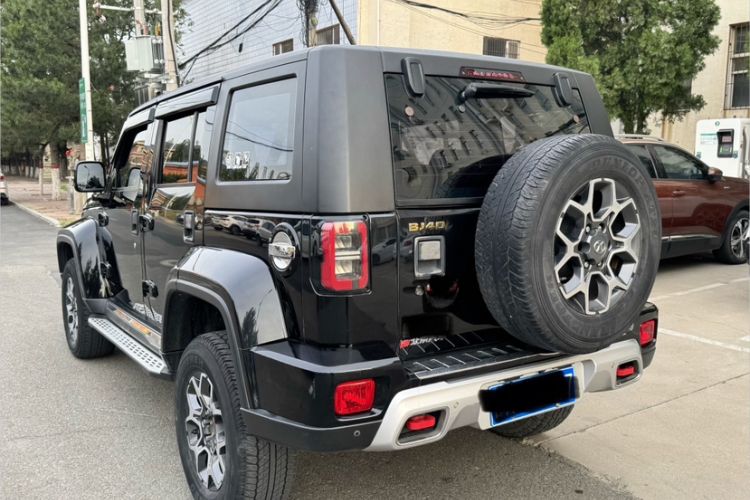 Used BAIC Off-Road BJ40 2018 PLUS 2.3T Automatic Four-Wheel Drive Premium Edition China V Exterior 6