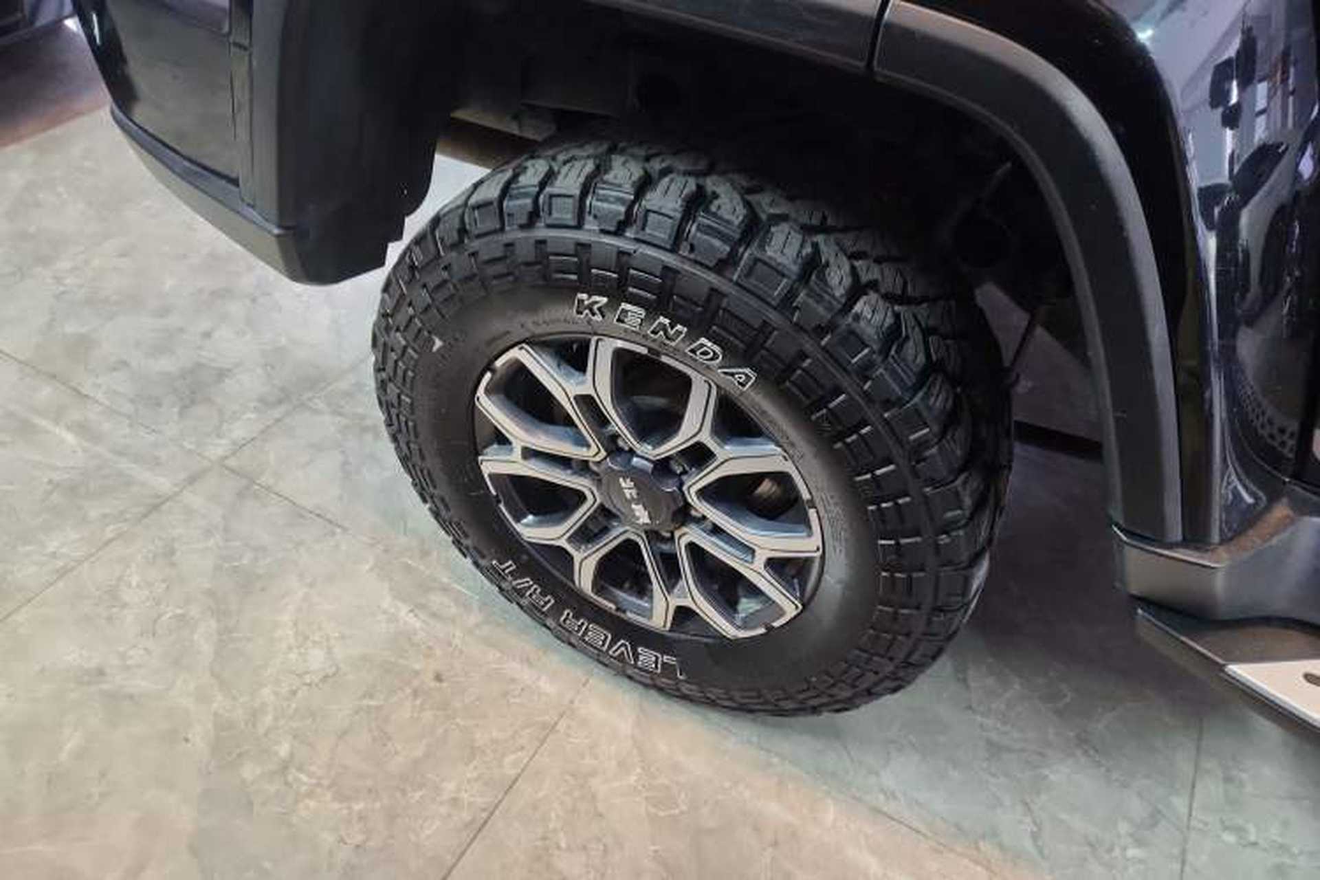 Used BAIC Off-Road BJ40 2018 PLUS 2.0T Automatic Four-Wheel Drive Urban Hunter Edition Exterior 8