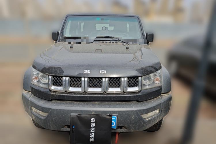 Used BAIC Off-Road BJ40 2018 40L 2.0T Manual Diesel Four-Wheel Drive Prestige Edition Front