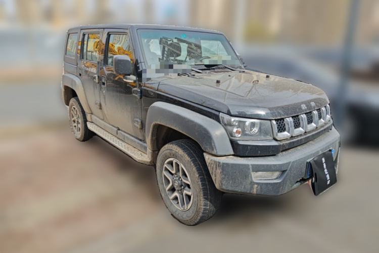 Used BAIC Off-Road BJ40 2018 40L 2.0T Manual Diesel Four-Wheel Drive Prestige Edition Front Right 45 Deg