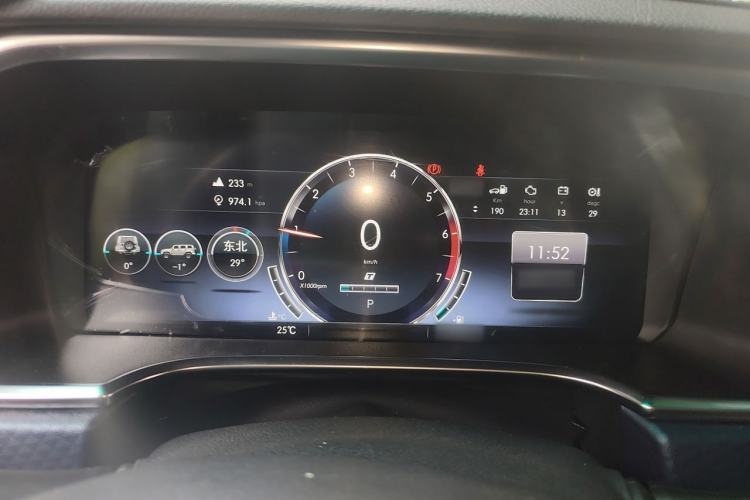 Used BAIC Off-Road BJ40 2018 PLUS 2.3T Automatic Four-Wheel Drive Premium Edition China V Instrument Cluster