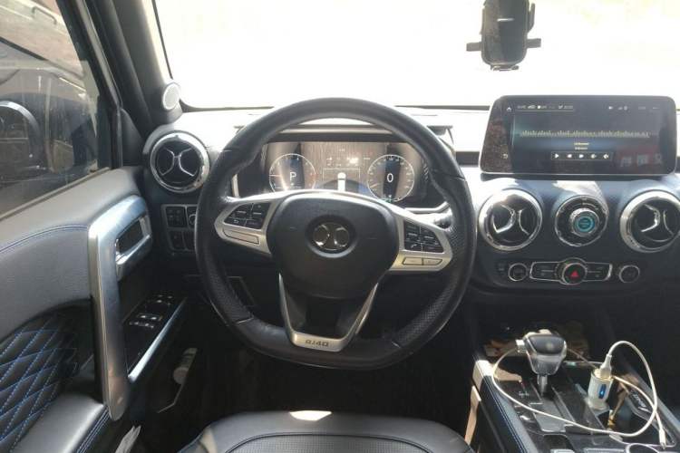 Used BAIC Off-Road BJ40 2018 PLUS 2.3T Automatic Four-Wheel Drive Flagship Version China V Emission Standard Interior 3