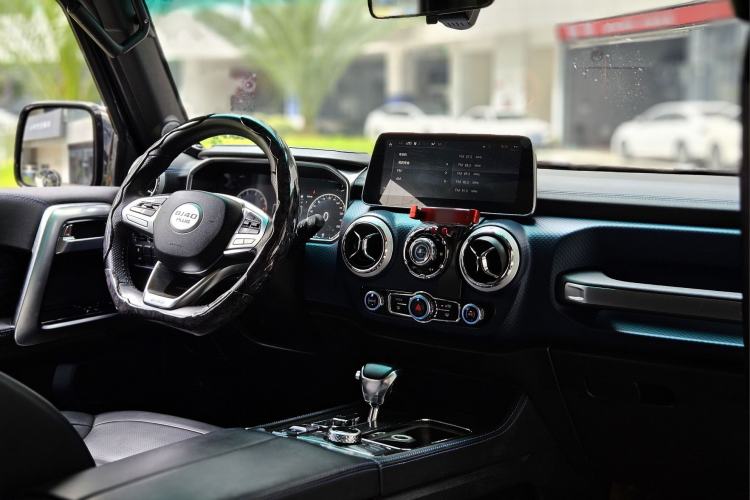 Used BAIC Off-Road BJ40 2018 PLUS 2.3T Automatic Four-Wheel Drive Premium Edition China V Interior 6