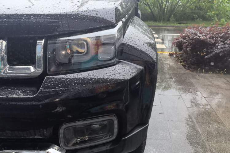 Used BAIC Off-Road BJ40 2018 PLUS 2.3T Automatic Four-Wheel Drive Flagship Version China V Emission Standard Left Front Headlight