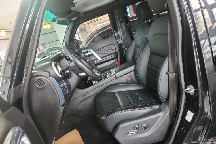 Used BAIC Off-Road BJ40 2018 PLUS 2.0T Automatic Four-Wheel Drive Urban Hunter Edition Left Front Seat