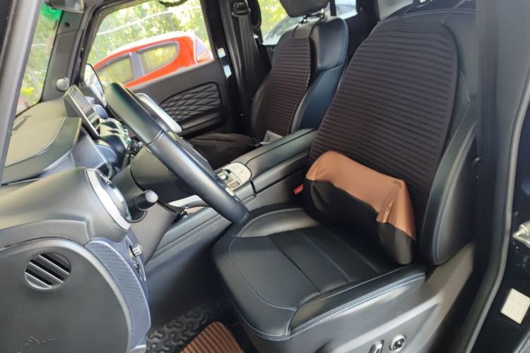 Used BAIC Off-Road BJ40 2018 PLUS 2.0T Automatic Four-Wheel Drive Urban Hunter Edition Left Front Seat