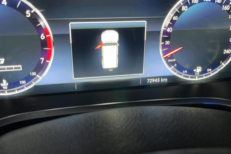 Used BAIC Off-Road BJ40 2018 PLUS 2.3T Automatic Four-Wheel Drive Flagship Version China V Emission Standard Odometer Close Up