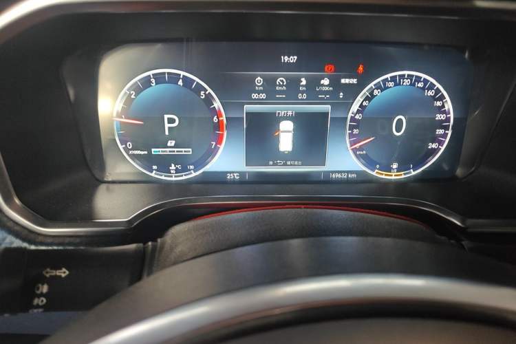 Used BAIC Off-Road BJ40 2018 PLUS 2.3T Automatic Four-Wheel Drive Premium Edition China V Odometer Close Up