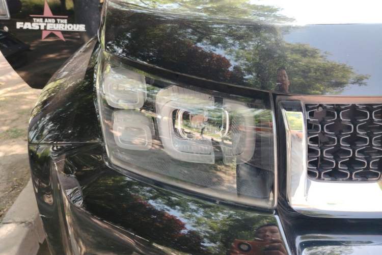 Used BAIC Off-Road BJ40 2018 PLUS 2.3T Automatic Four-Wheel Drive Premium Edition China V Right Front Headlight
