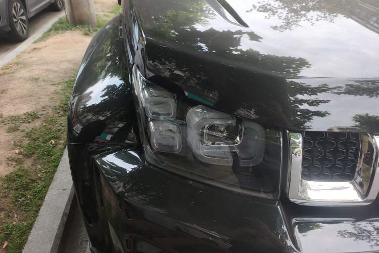 Used BAIC Off-Road BJ40 2018 PLUS 2.3T Automatic Four-Wheel Drive Premium Edition China V Right Front Headlight