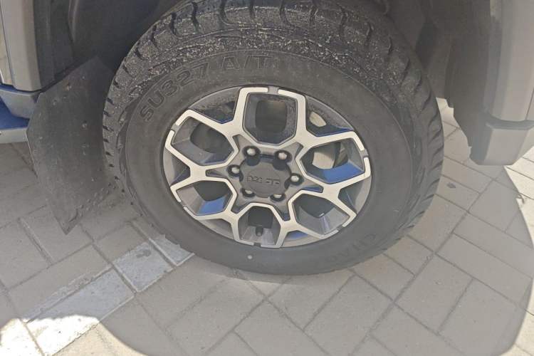 Used BAIC Off-Road BJ40 2018 PLUS 2.3T Automatic Four-Wheel Drive Premium Edition China V Right Front Wheel Hub