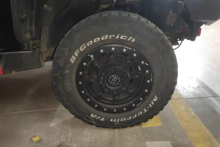 Used BAIC Off-Road BJ40 2018 PLUS 2.3T Automatic Four-Wheel Drive Flagship Version China V Emission Standard Right Front Wheel Hub