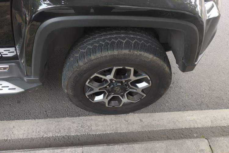 Used BAIC Off-Road BJ40 2018 PLUS 2.3T Automatic Four-Wheel Drive Premium Edition China V Right Front Wheel Hub