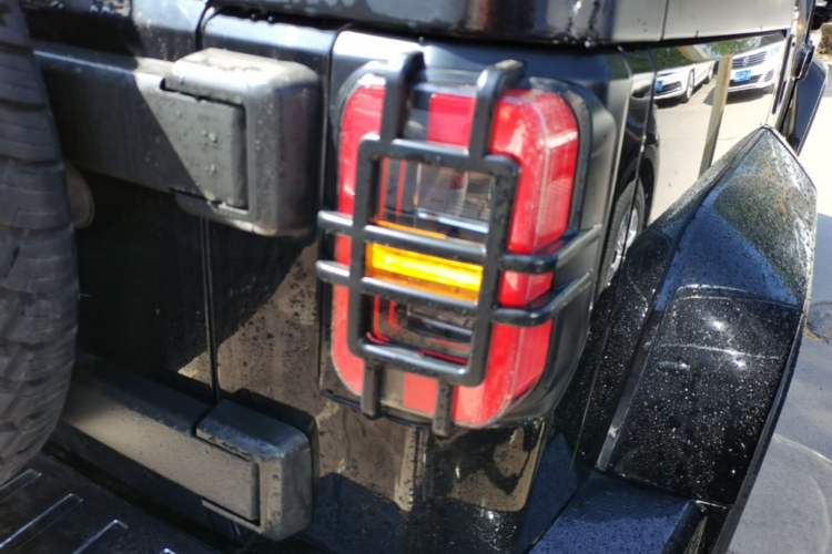 Used BAIC Off-Road BJ40 2018 PLUS 2.3T Automatic Four-Wheel Drive Premium Edition China V Right Rear Taillight