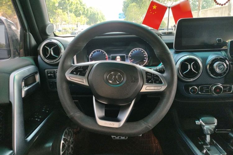 Used BAIC Off-Road BJ40 2018 PLUS 2.3T Automatic Four-Wheel Drive Premium Edition China V Steering Wheel