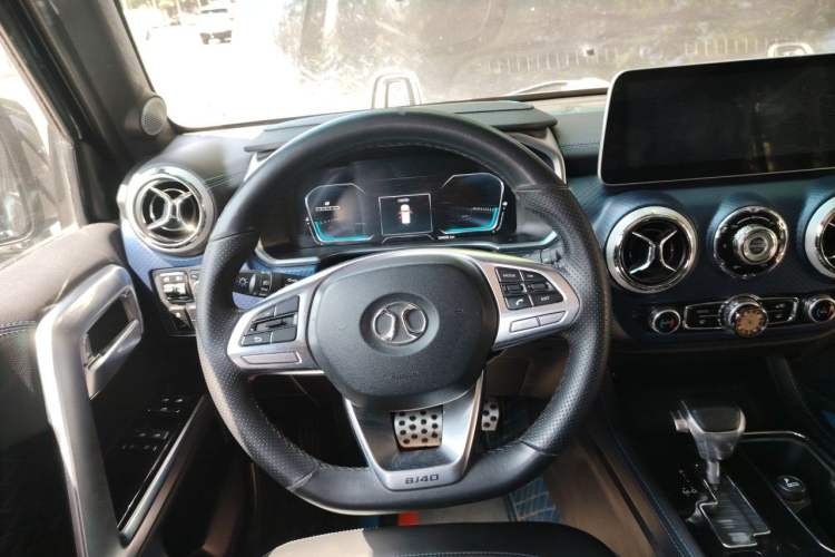 Used BAIC Off-Road BJ40 2018 PLUS 2.3T Automatic Four-Wheel Drive Premium Edition China V Steering Wheel