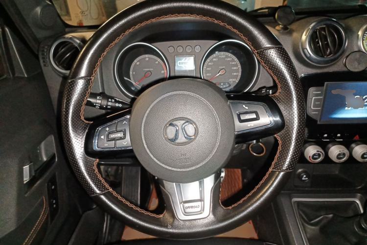 Used BAIC Off-Road BJ40 2018 40L 2.0T Manual Diesel Four-Wheel Drive Prestige Edition Steering Wheel