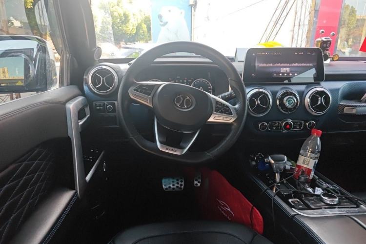 Used BAIC Off-Road BJ40 2018 PLUS 2.3T Automatic Four-Wheel Drive Premium Edition China V Steering Wheel