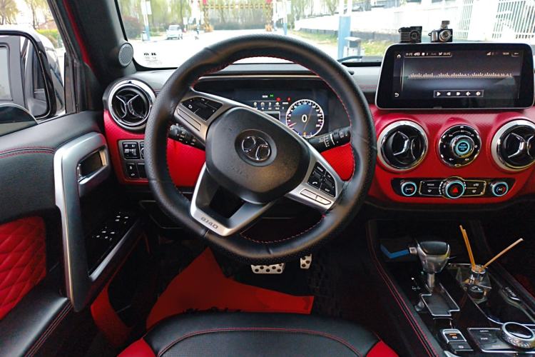 Used BAIC Off-Road BJ40 2018 PLUS 2.3T Automatic Four-Wheel Drive Premium Edition China V Steering Wheel