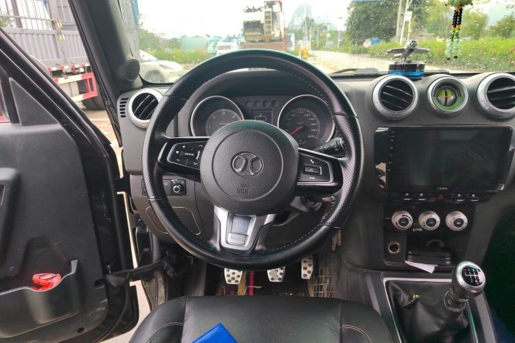 Used BAIC Off-Road BJ40 2018 40L 2.0T Manual Diesel Four-Wheel Drive Prestige Edition Steering Wheel