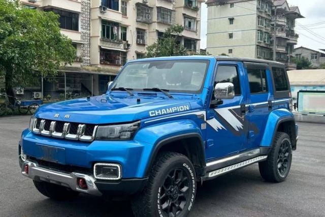 Used BAIC Off-Road BJ40 2018 2.3T Automatic Four-Wheel Drive Ring of the Tower Champion Edition China V Emission Standard