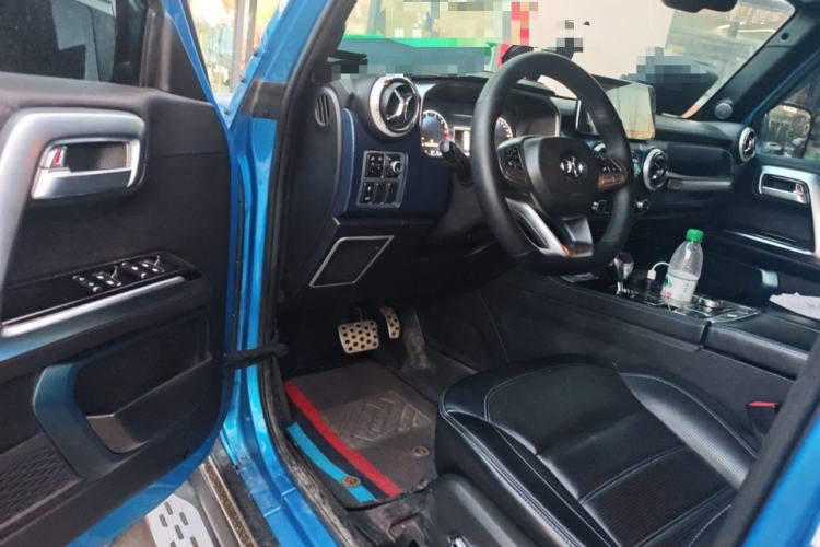 Used BAIC Off-Road BJ40 2018 2.3T Automatic Four-Wheel Drive Ring of the Tower Champion Edition China V Emission Standard Driver Seat
