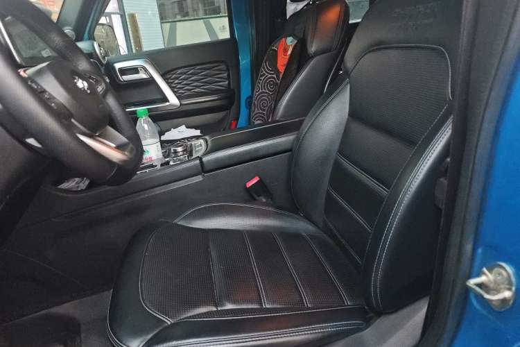 Used BAIC Off-Road BJ40 2018 2.3T Automatic Four-Wheel Drive Ring of the Tower Champion Edition China V Emission Standard Left Front Seat
