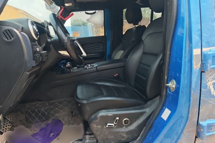 Used BAIC Off-Road BJ40 2018 2.3T Automatic Four-Wheel Drive Ring of the Tower Champion Edition China V Emission Standard Left Front Seat