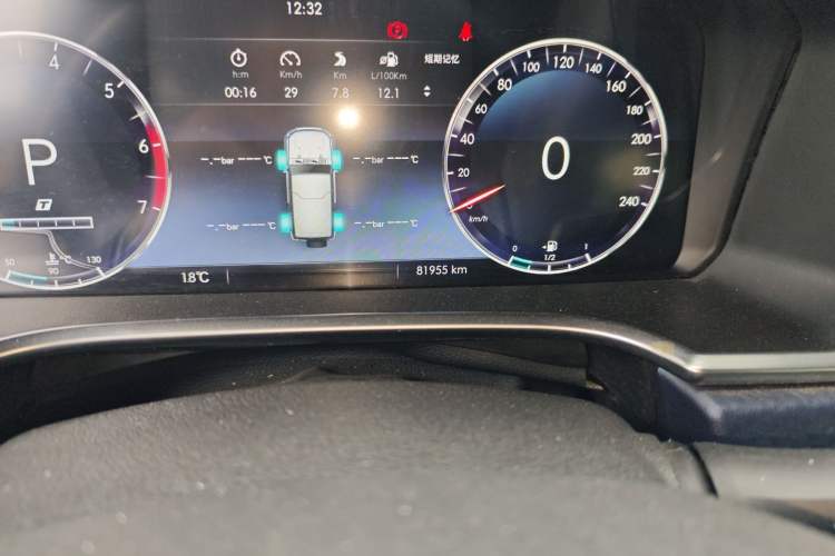 Used BAIC Off-Road BJ40 2018 2.3T Automatic Four-Wheel Drive Ring of the Tower Champion Edition China V Emission Standard Odometer Close Up