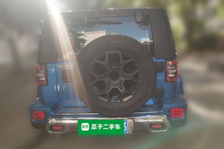 Used BAIC Off-Road BJ40 2018 2.3T Automatic Four-Wheel Drive Ring of the Tower Champion Edition China V Emission Standard Rear
