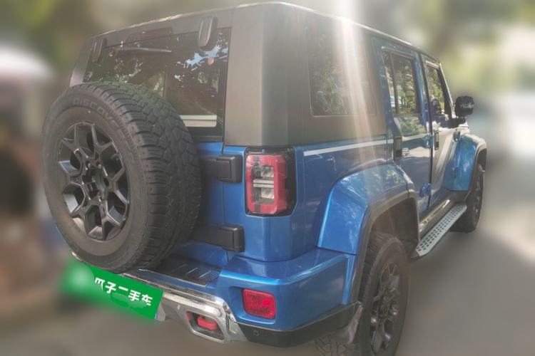 Used BAIC Off-Road BJ40 2018 2.3T Automatic Four-Wheel Drive Ring of the Tower Champion Edition China V Emission Standard Rear Right 45 Deg