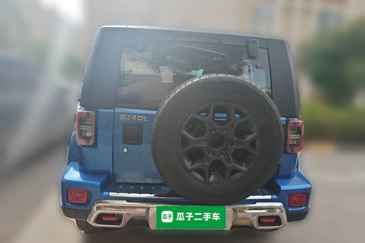 Used BAIC Off-Road BJ40 2018 2.3T Automatic Four-Wheel Drive Ring of the Tower Champion Edition China V Emission Standard Rear