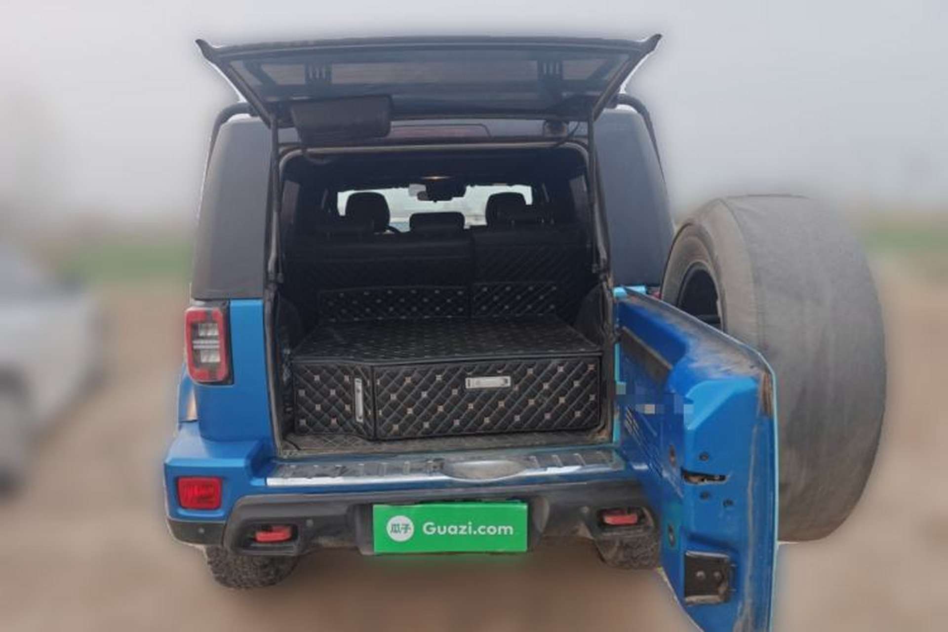 Used BAIC Off-Road BJ40 2018 40L 2.0T Manual Diesel Four-Wheel Drive Prestige Edition Trunk