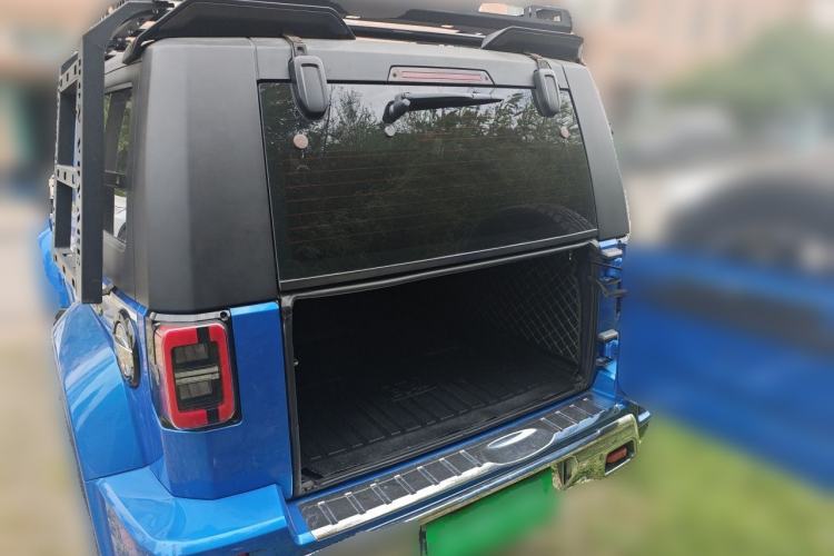 Used BAIC Off-Road BJ40 2018 2.3T Automatic Four-Wheel Drive Ring of the Tower Champion Edition China V Emission Standard Trunk