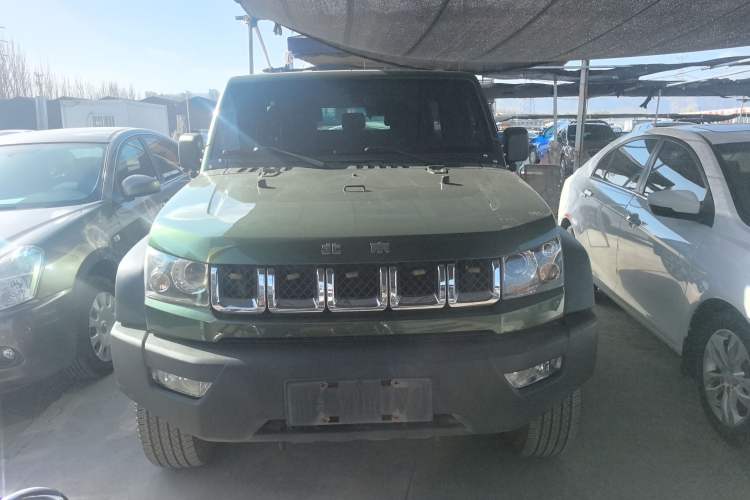 Used BAIC Off-Road BJ40 2018 40L 2.0T Manual Diesel Four-Wheel Drive Prestige Edition Exterior 1